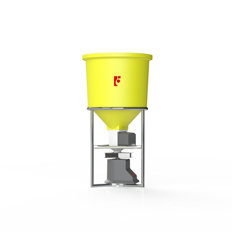 Máy cho tôm ăn FarmX A30 phễu nhựa vàng nhìn thẳng, thấy khung inox bốn chân, đĩa rải và mô tơ dưới đáy phễu